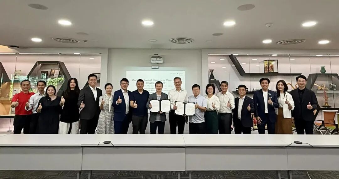 比亚迪成功中标新加坡首个L4级智驾巴士试点项目