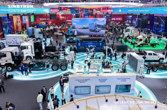 流动的中国结，联结全球路——中国重汽释放全球价值新信号