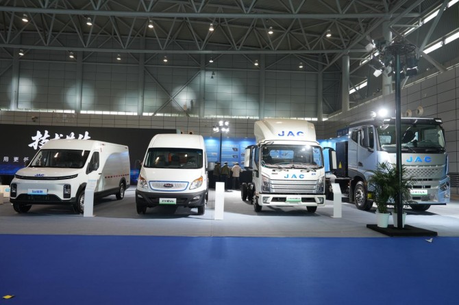 智链绿动破局路 共生共富启新程：江淮新能源商用车的深耕之道